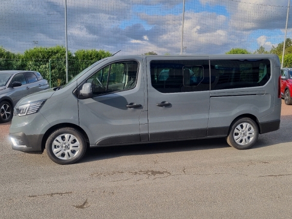 RENAULT TRAFIC III COMBI