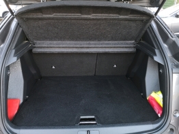 PEUGEOT 2008 photo 