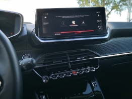 PEUGEOT 2008 photo 
