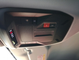 PEUGEOT 308 photo 
