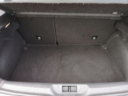 RENAULT MEGANE IV photo 