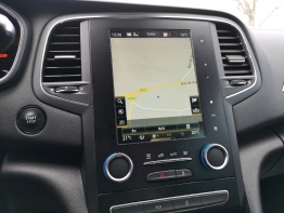 RENAULT MEGANE IV photo 