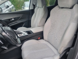 PEUGEOT 3008 photo 