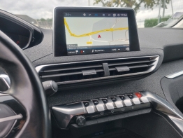 PEUGEOT 3008 photo 