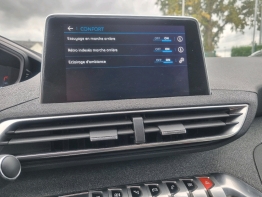 PEUGEOT 3008 photo 