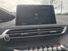 PEUGEOT 5008 photo 