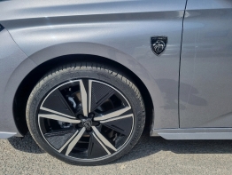 PEUGEOT 308 photo 
