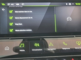 PEUGEOT 308 photo 