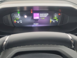 PEUGEOT 308 photo 