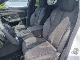 PEUGEOT 308 photo 