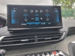 PEUGEOT 3008 photo 