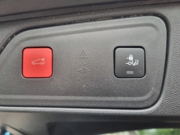 PEUGEOT 3008 photo 
