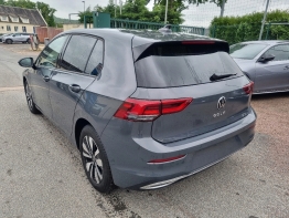 VOLKSWAGEN GOLF VIII photo 