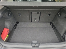 VOLKSWAGEN GOLF VIII photo 