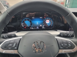 VOLKSWAGEN GOLF VIII photo 
