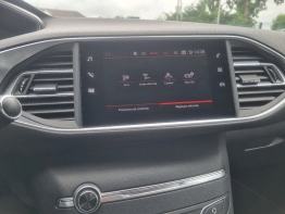 PEUGEOT 308 photo 