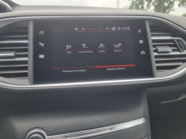 PEUGEOT 308 photo 