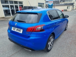 PEUGEOT 308 photo 