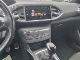 PEUGEOT 308 photo 