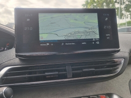 PEUGEOT 5008 photo 