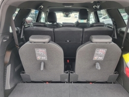 PEUGEOT 5008 photo 