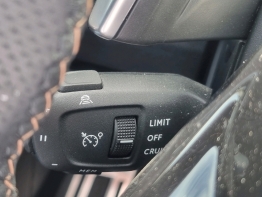 PEUGEOT 5008 photo 