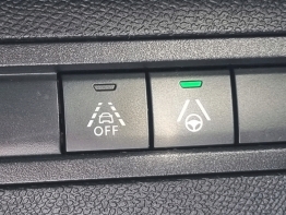 PEUGEOT 5008 photo 