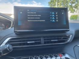 PEUGEOT 5008 photo 