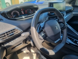 PEUGEOT 5008 photo 