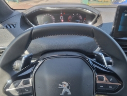 PEUGEOT 5008 photo 