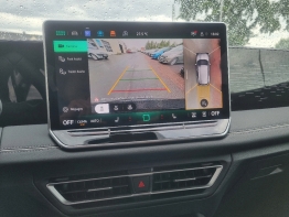 VOLKSWAGEN TIGUAN photo 