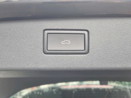 VOLKSWAGEN TIGUAN photo 