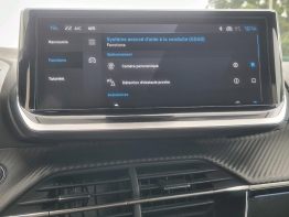 PEUGEOT 208 photo 