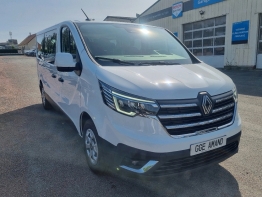 RENAULT TRAFIC III COMBI photo 