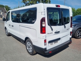 RENAULT TRAFIC III COMBI photo 