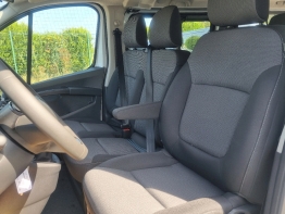 RENAULT TRAFIC III COMBI photo 
