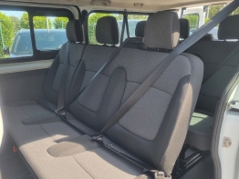 RENAULT TRAFIC III COMBI photo 