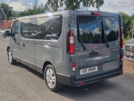 RENAULT TRAFIC III COMBI photo 