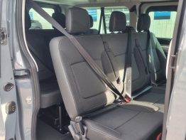 RENAULT TRAFIC III COMBI photo 