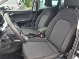 SEAT ARONA photo 