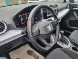 SEAT ARONA photo 