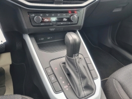 SEAT ARONA photo 