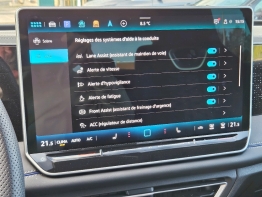 VOLKSWAGEN TIGUAN photo 