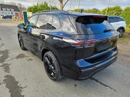 VOLKSWAGEN TIGUAN photo 