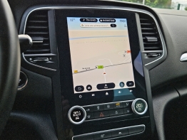 RENAULT MEGANE IV ESTATE photo 