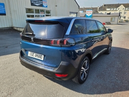 PEUGEOT 5008 photo 