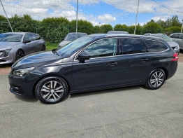 PEUGEOT 308 SW photo 