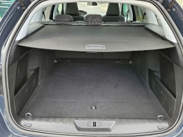 PEUGEOT 308 SW photo 