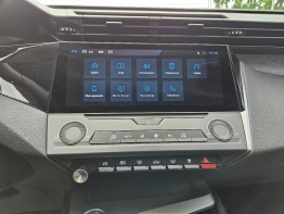 PEUGEOT 308 SW photo 