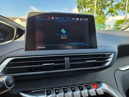 PEUGEOT 3008 photo 